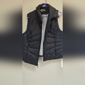 Kenneth Cole black puffer vest, size XL